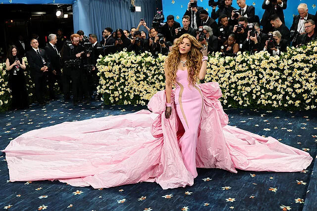 ¿Quién Brilló Más en la Met Gala 2025? Descubre Las Sorpresas y Estilos Inesperados