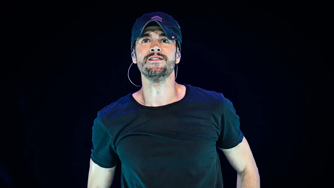 ¿Qué Hay Detrás de la Vida Privada de Enrique Iglesias al Cumplir 50 Años?