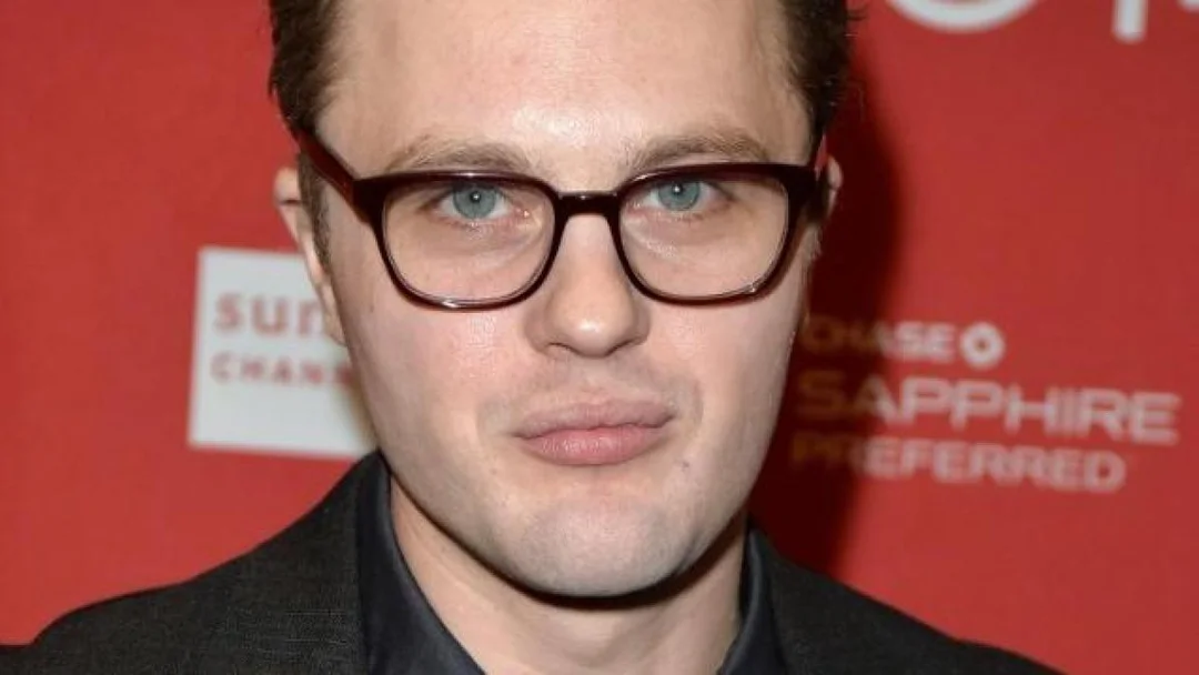 ¿Qué Hay Detrás del Caída de Michael Pitt? Revelaciones Impactantes en su Juicio
