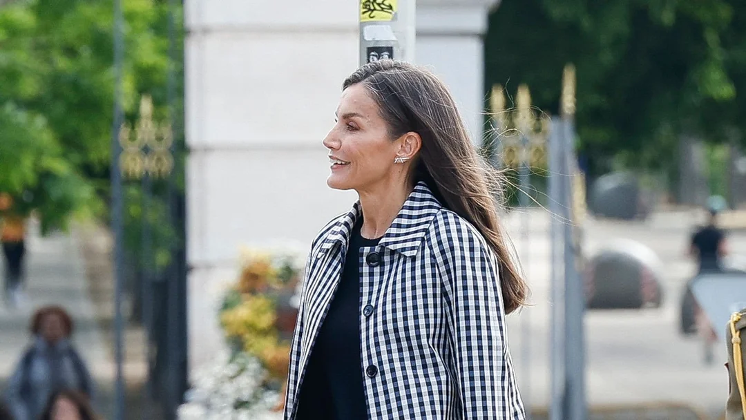 ¿Cómo Celebra La Reina Letizia El Centenario De La Cuesta De Moyano?