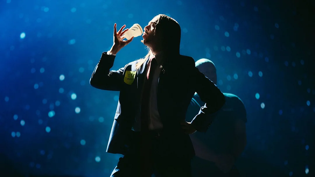 ¿Puede ‘Espresso Macchiato’ de Tommy Cash revolucionar Eurovisión o solo generar controversia?