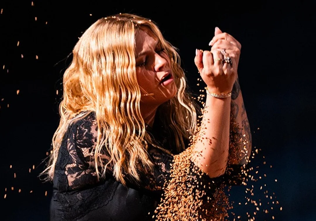 ¿Qué Hay Detrás de ‘Maman’? Descubre la Emocionante Historia de Louane en Eurovisión