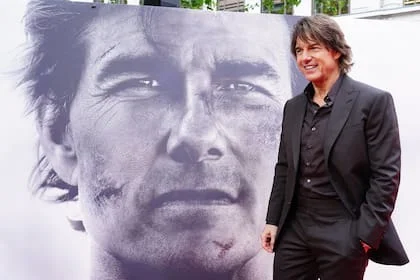 ¿Hasta Dónde Puede Llegar Tom Cruise? Las Sorprendentes Hazañas de un Mito del Cine