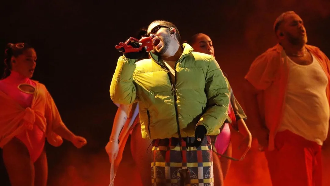 ¿Cómo Bad Bunny Logró Vender 12 Estadios en España?