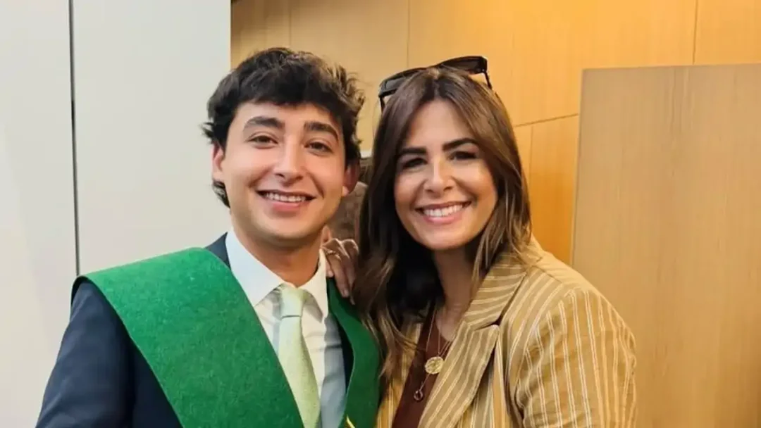 ¿Qué Celebración Tan Especial Se Oculta Detrás de la Graduación de Juan del Val?
