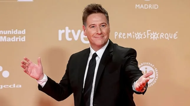 ¿Qué Nos Revela Carlos Latre sobre su Experiencia en Televisión?
